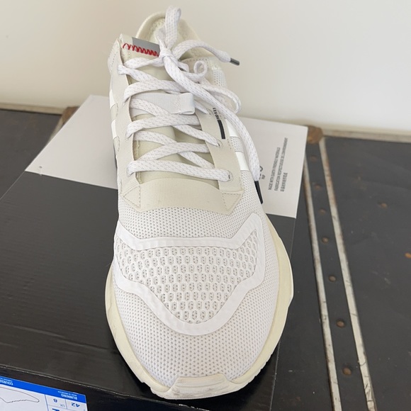 Cream pod- S3.1 - Picture 2 of 3